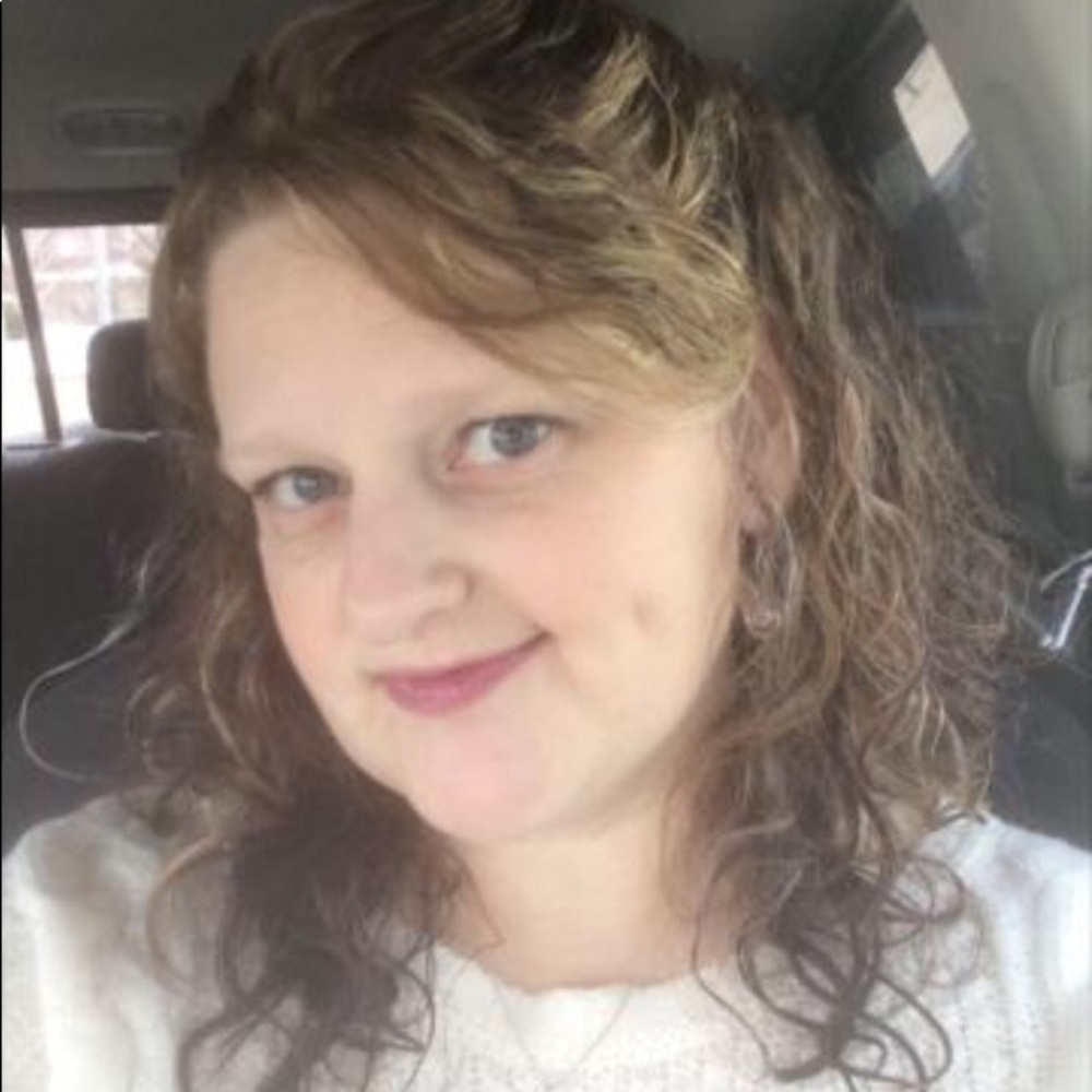 Meet your Posher, Krystal